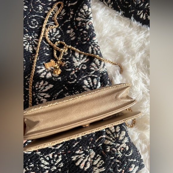 Chanel Braided Wallet On Chain 【limited edition】 - Picture 8 of 12